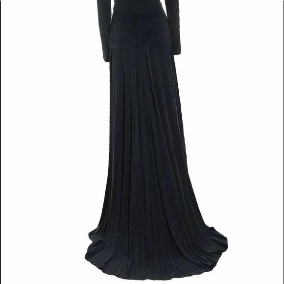 Long dress formal new with out tags - Picture 3 of 4